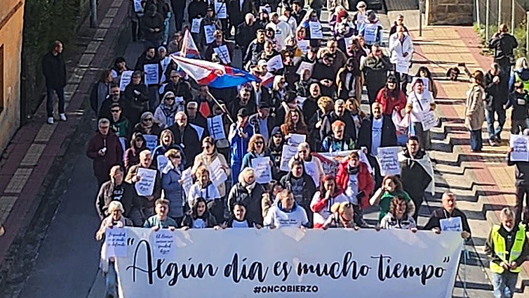 Bembibre (León) se manifiesta por la sanidad pública y en contra de «escandalosas» listas de espera