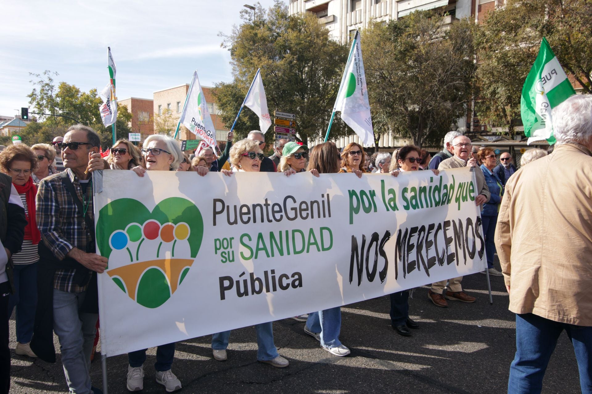 La manifestación por la sanidad pública en Córdoba, en imágenes