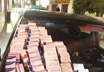 La Policía Local requisa hasta 56 cajas de antidepresivos en un coche