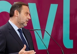 Ábalos quiere entrar en el caso Leire porque «intentó gobernar» su defensa en el caso Koldo