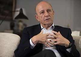 José Antonio Zarzalejos: «Sánchez pasará a la Historia como un caso de demolición implosiva de la democracia»