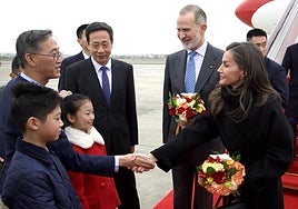El anti trumpismo de Sánchez marca el viaje de los Reyes a China