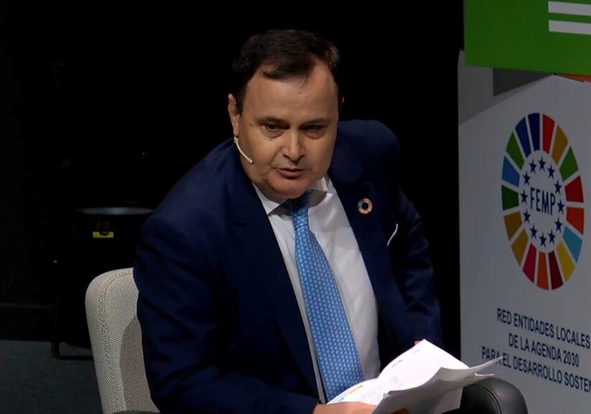 El alcalde de Coslada, Ángel Viveros