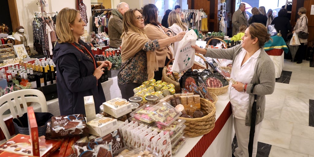 Adevida celebra su tradicional Baratillo de Navidad en Córdoba del 12 al 19 de noviembre