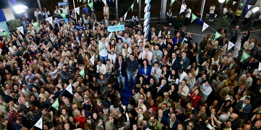 El PP no se confía y llama a filas: el adversario es Vox