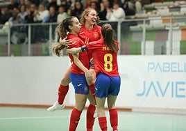 8-1: La selección femenina de fútbol sala golea en Toledo, donde todo empezó