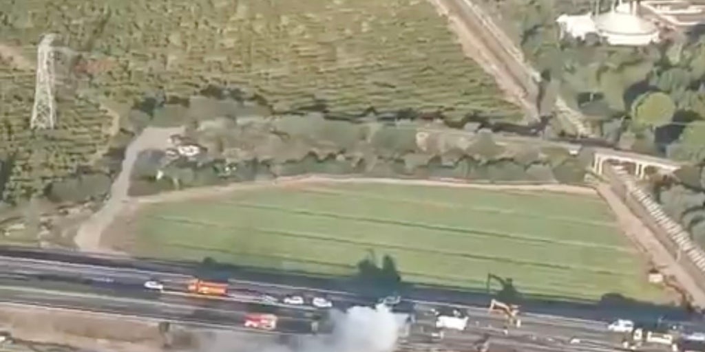 Un muerto y un herido grave en el accidente con tres camiones implicados que corta la AP-7 en Tarragona