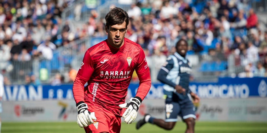 El Córdoba CF podrá contar con el portero Iker Álvarez, que no va convocado con Andorra