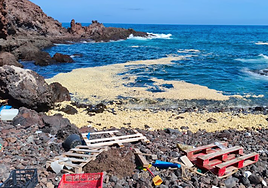 El episodio de contaminación marina que afecta a seis municipios de Gran Canaria podría empeorar con las lluvias