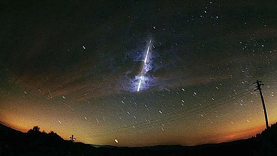 Un lienzo de color sobre las noches andaluzas: las Leónidas dibujan sus espectaculares estelas durante noviembre