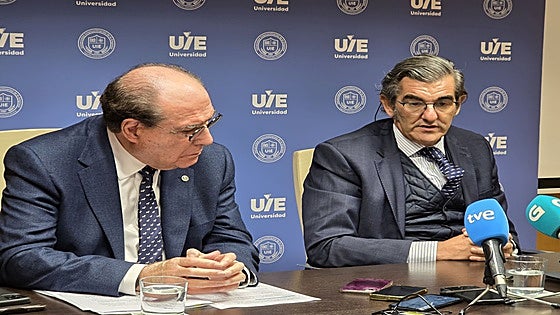 La hoja de ruta de la universidad de Abanca: Enfermería el próximo curso y Biomedicina y Fisioterapia en 2027