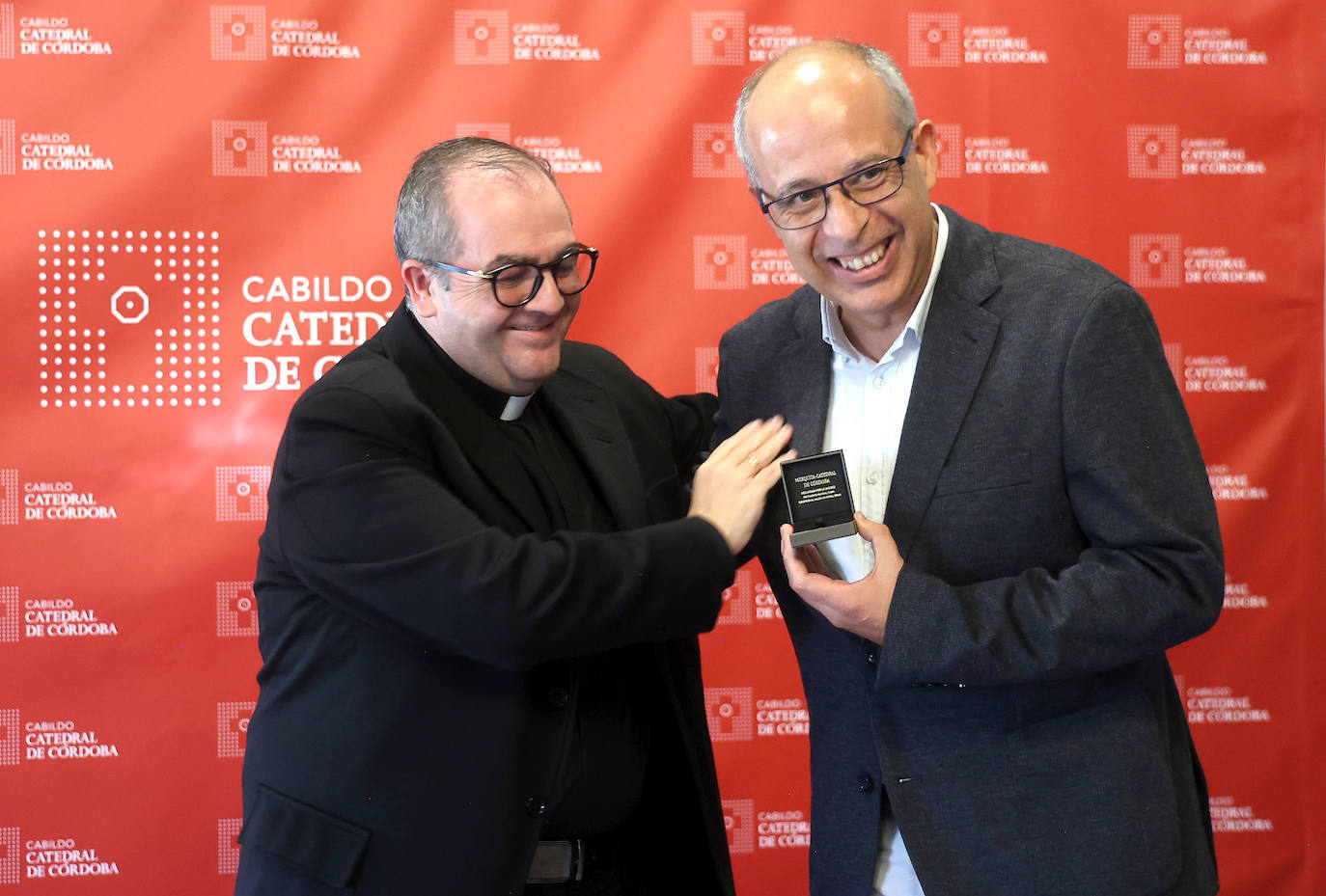 Los reconocimientos por la actuación en el incendio de la Mezquita de Córdoba, en imágenes