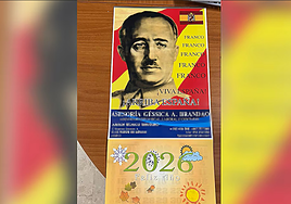«Estoy pensando en presentarlo ante el MoMA de Nueva York»: el alcalde de Puente Génave aviva la polémica por su calendario con la imagen de Franco
