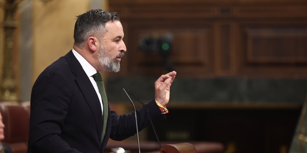 Abascal presiona a Feijóo: «Tiene el deber de presentar una moción de censura»