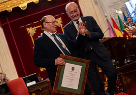 Málaga decreta dos días de luto oficial por la muerte de 'Fosforito', su último Hijo Adoptivo y leyenda del cante