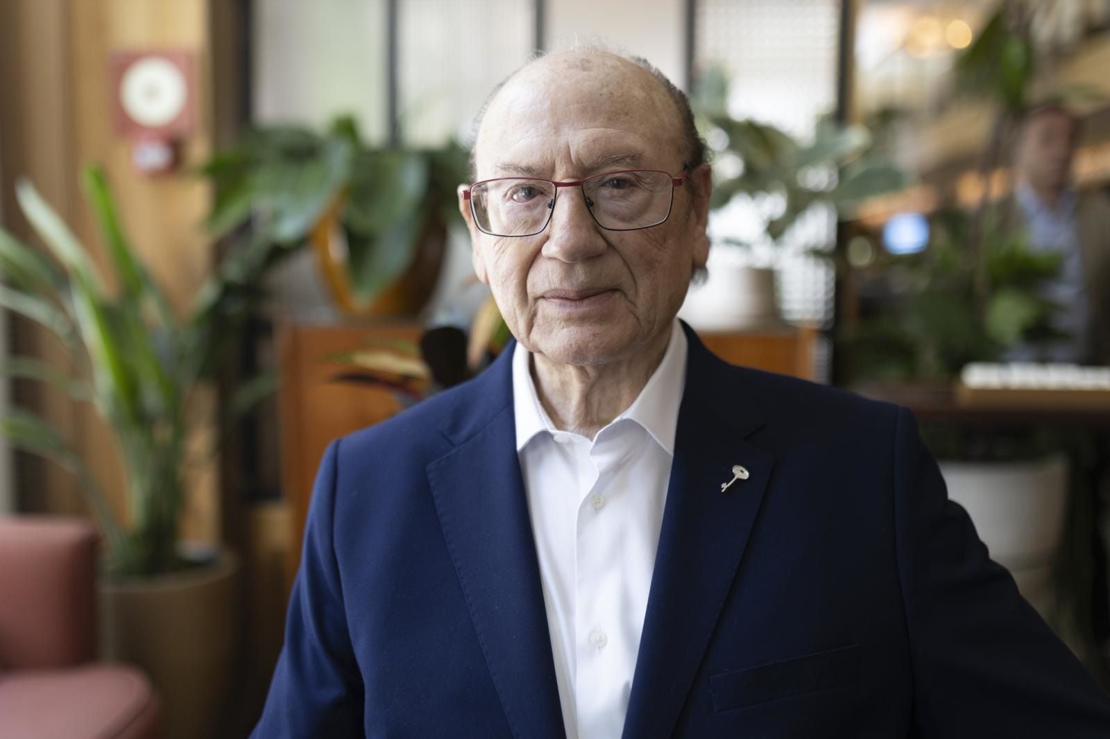 La vida y carrera artística de Fosforito, en imágenes