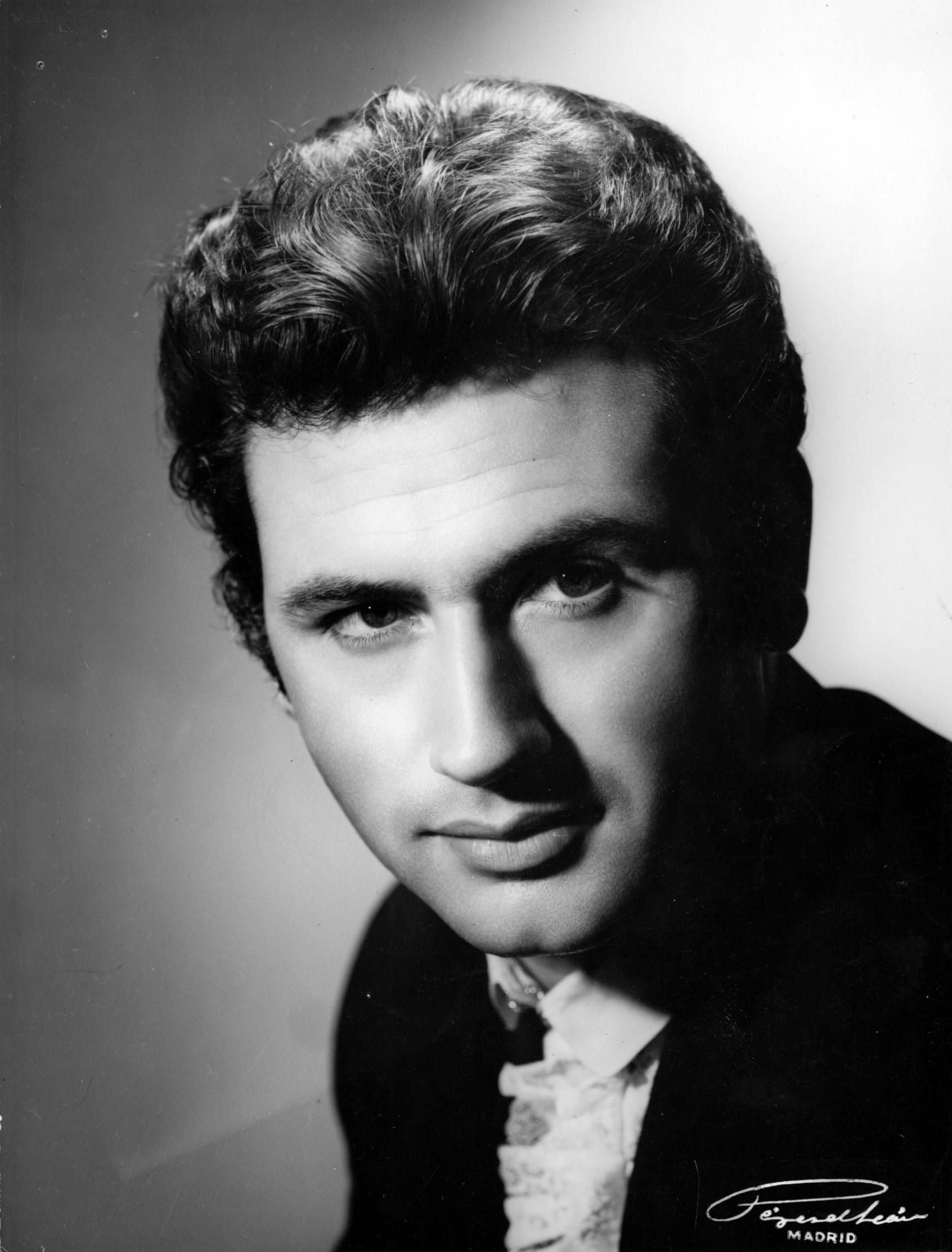 La vida y carrera artística de Fosforito, en imágenes