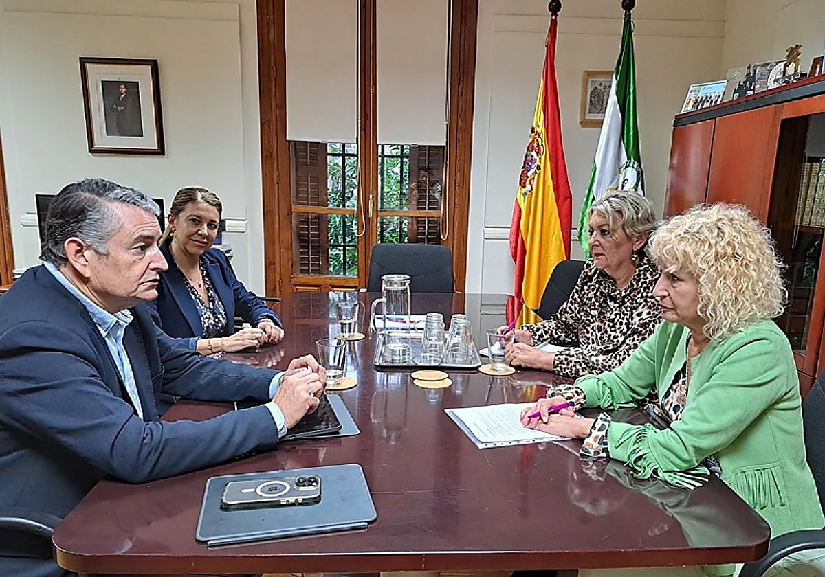 Reunión de Sanz con Amama, a finales de octubre