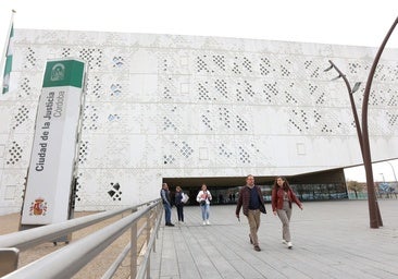 Fachada norte de la Ciudad de la Justicia de Córdoba donde afrontan los tribunales de instancia