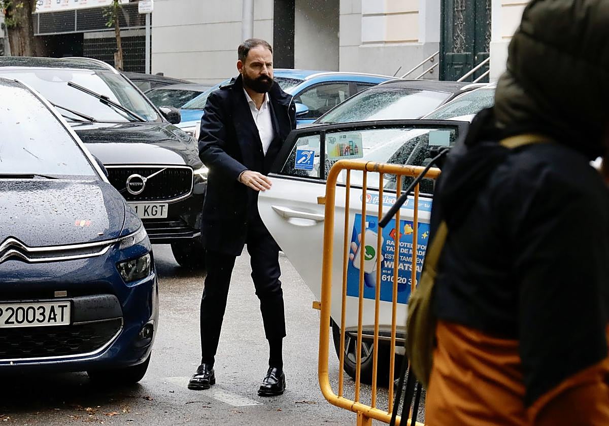 Entrada de Mariano Moreno, exgerente del PSOE, al Tribunal Supremo