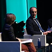 Imagen - El consejero de Sanidad, José Luis Bancalero, participó en una de las mesas del congreso y plasmó el compromiso del Gobierno regional para desarrollar un Plan Integral del Cáncer