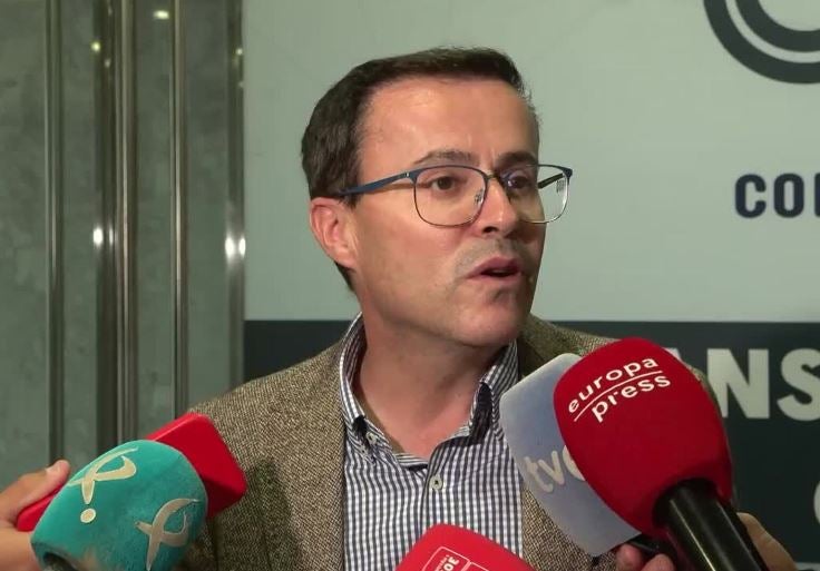 El candidato del PSOE a la Presidente de la Junta de Extremadura, Miguel Ángel Gallardo