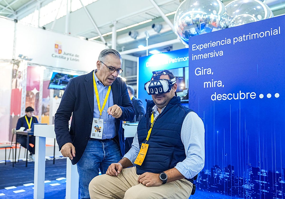 Gafas virtuales en el expositor de Telefónica en AR-PA