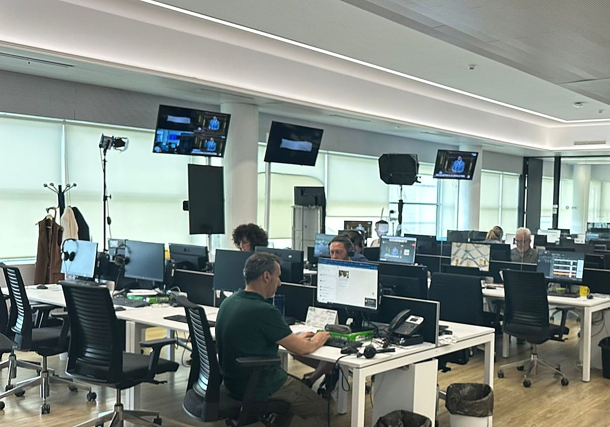 Imagen de la redacción de la televisión de À Punt