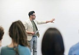 CSIF reclama un complemento retributivo para tutores y coordinadores en el Día de la Enseñanza