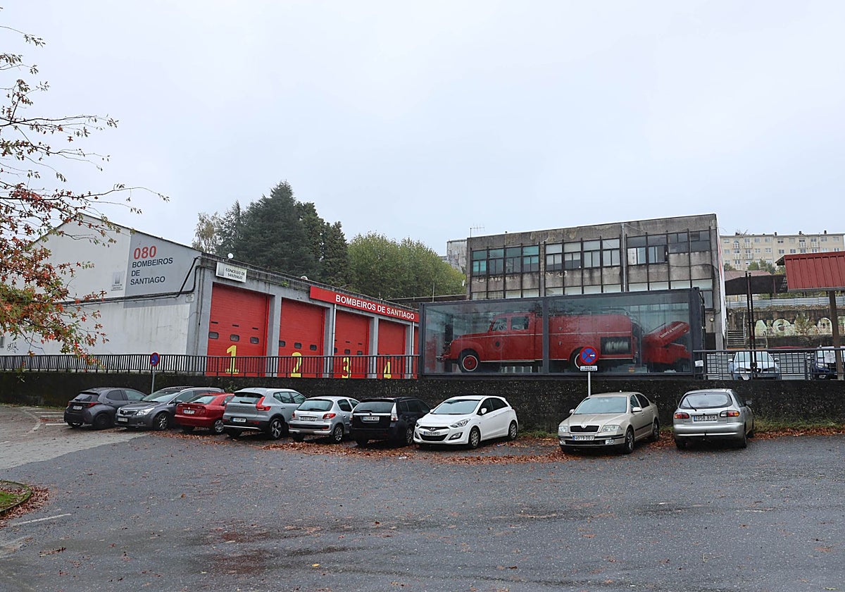 Exterior del parque de bomberos de la capital gallega