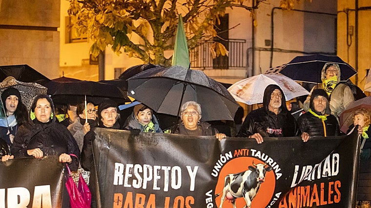 Protesta de Pacma en Medinaceli (Soria)