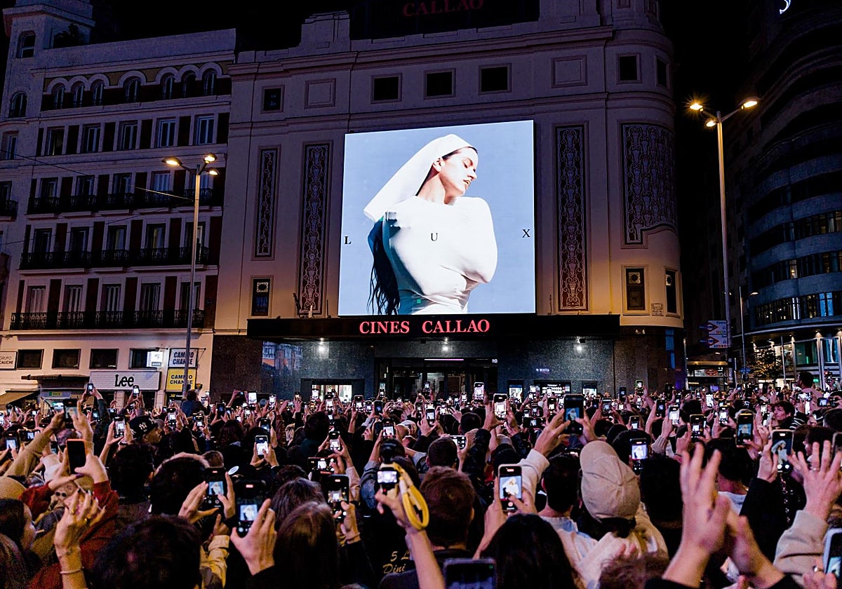 Presentación del disco de Rosalía en la Plaza de Callao