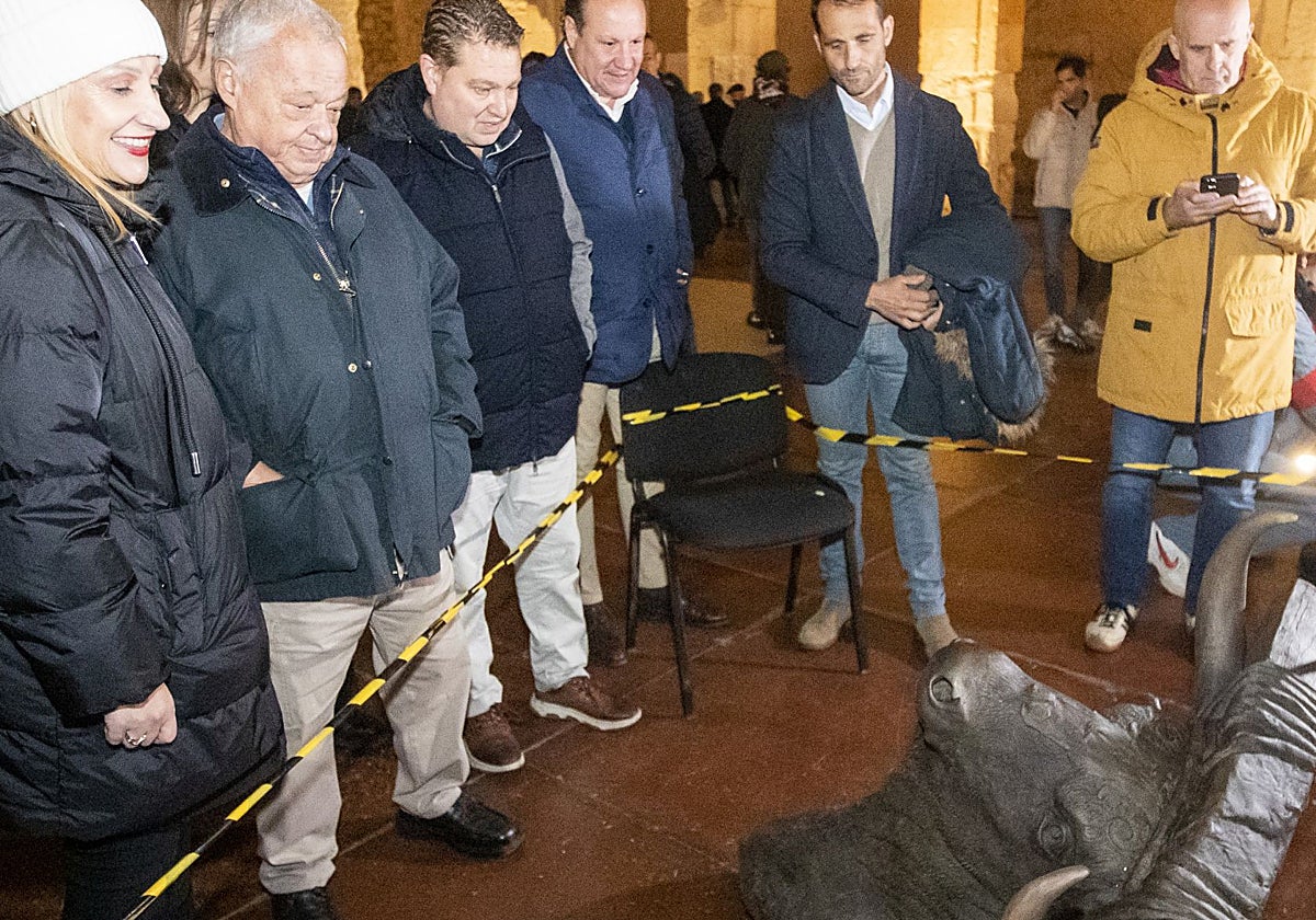 El consejero de Cultura, Gonzalo Santonja, acude a los actos con motivo de la celebración del Toro Jubilo en Medinaceli (Soria)