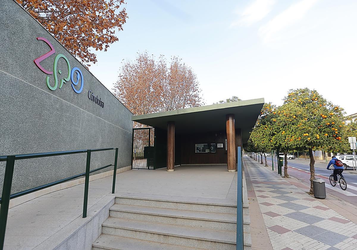 Imagen de archivo de la entrada al Zoológico de Córdoba