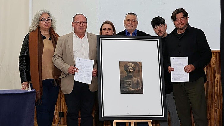 Belalcázar rendirá homenaje a Mohamed Al-Gafequi con un busto en bronce realizado por Belmonte