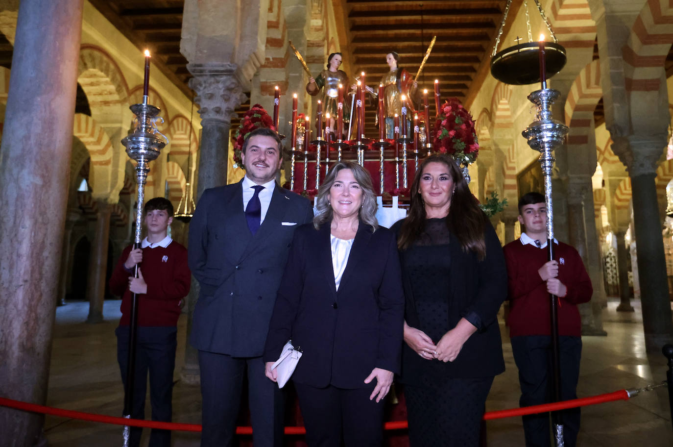 Los colegios de la Fundación Santos Mártires honran a los patronos de Córdoba en la Catedral, en imágenes