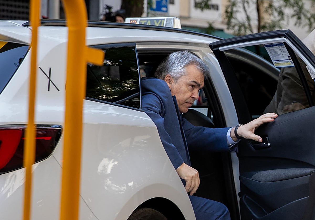 Santos Cerdán, a su llegada al Tribunal Supremo antes de ser enviado a prisión preventiva