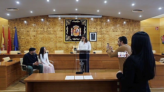 El municipio del «sí, quiero»: las bodas civiles desbordan al Ayuntamiento de Torrelodones