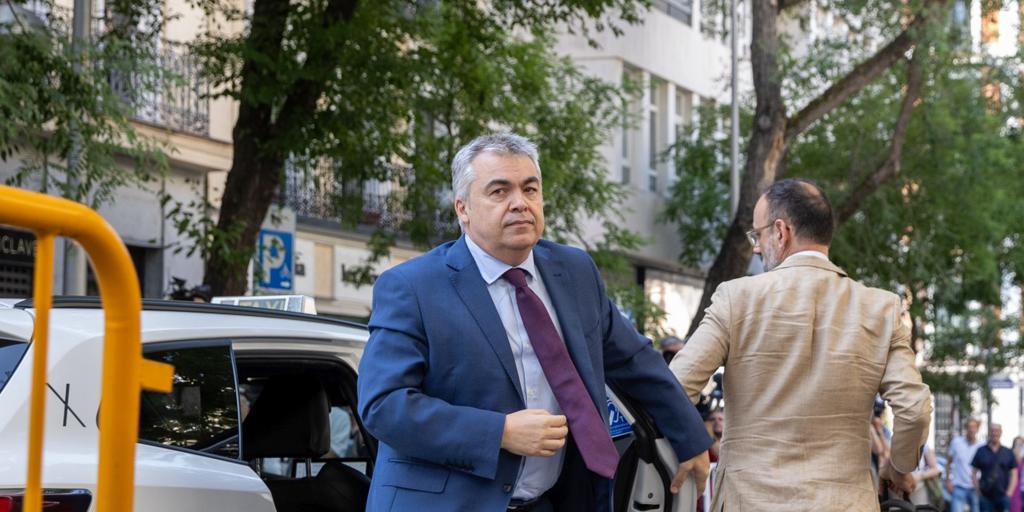 La empresa que se llevó contratos de obra con Acciona pagaba el alquiler de Santos Cerdán en el centro de Madrid