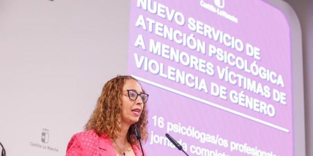 El Gobierno de Castilla-La Mancha pide aislar a los intolerantes tras los insultos homófobos y machistas en el derbi conquense