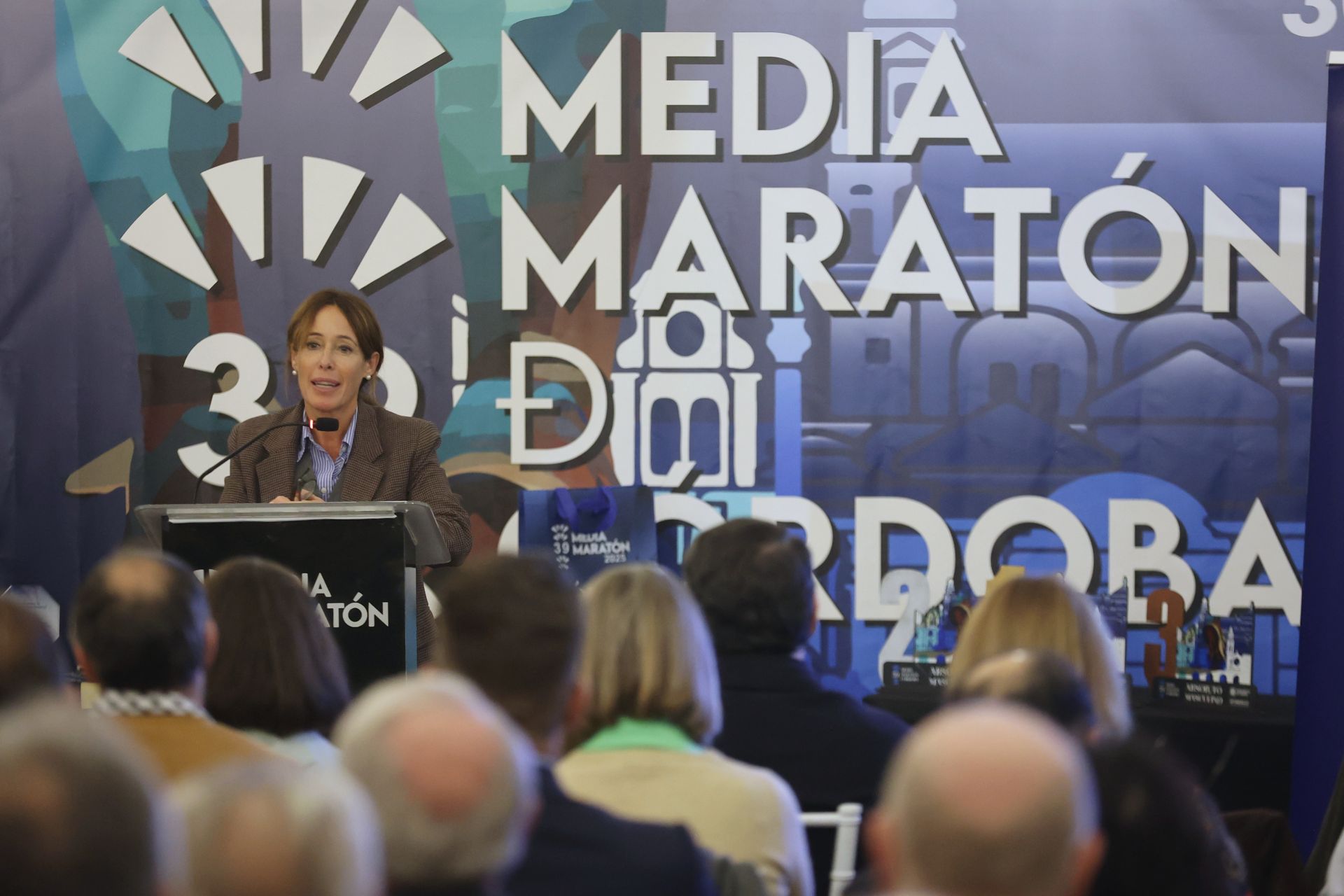 La presentación de la Media Maratón de Córdoba 2025, en imágenes