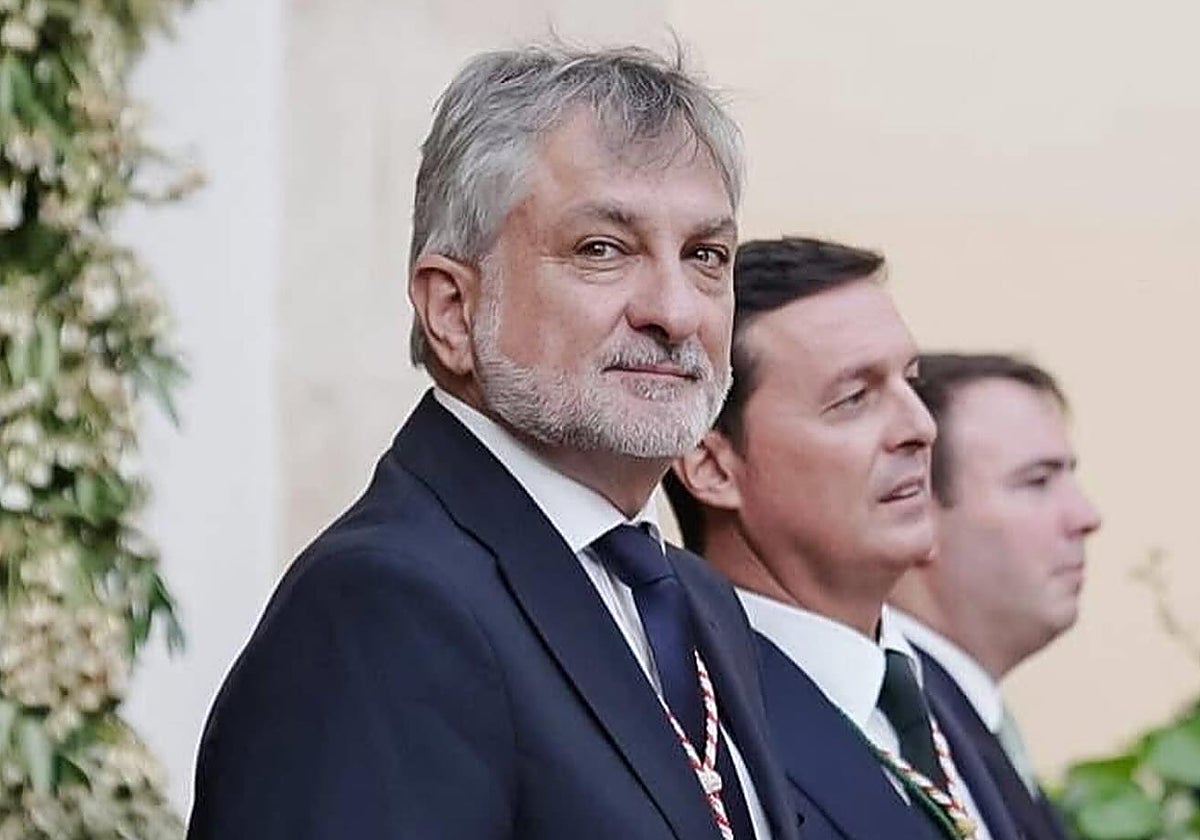 Ángel Escobar junto a Javier A. García y Fernando Giménez, estos dos últimos detenidos por la UCO en Almería