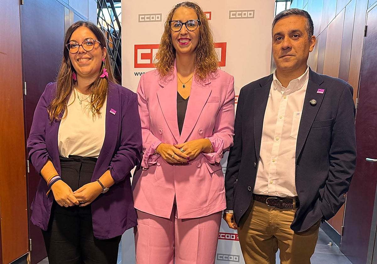 Ana Villaseñor, Sara Simón y Javier Ortega durante una jornada del programa Corresponsablesha asistido este martes a unas jornadas,