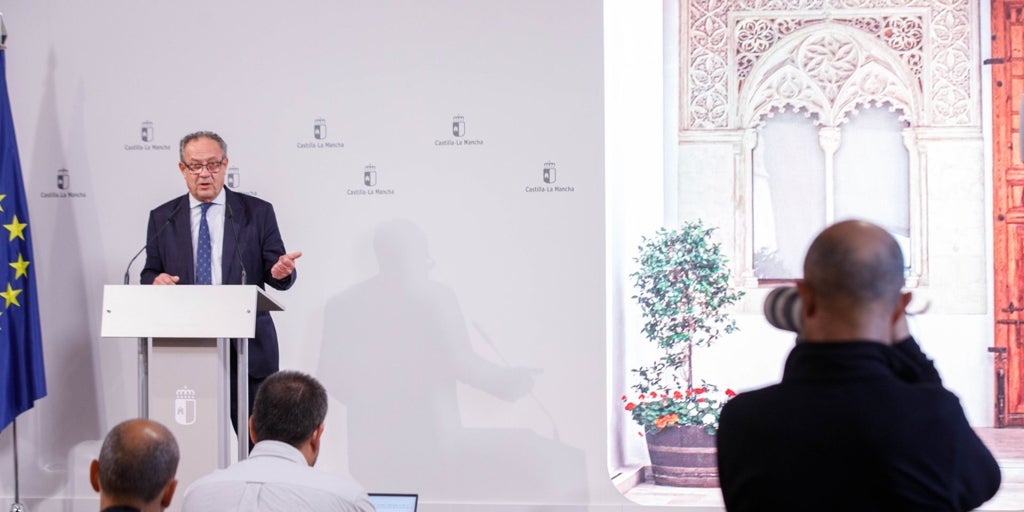 Ruiz Molina, sobre la financiación autonómica: «Que Esquerra esté satisfecha no es compatible con que lo estemos en Castilla-La Mancha»