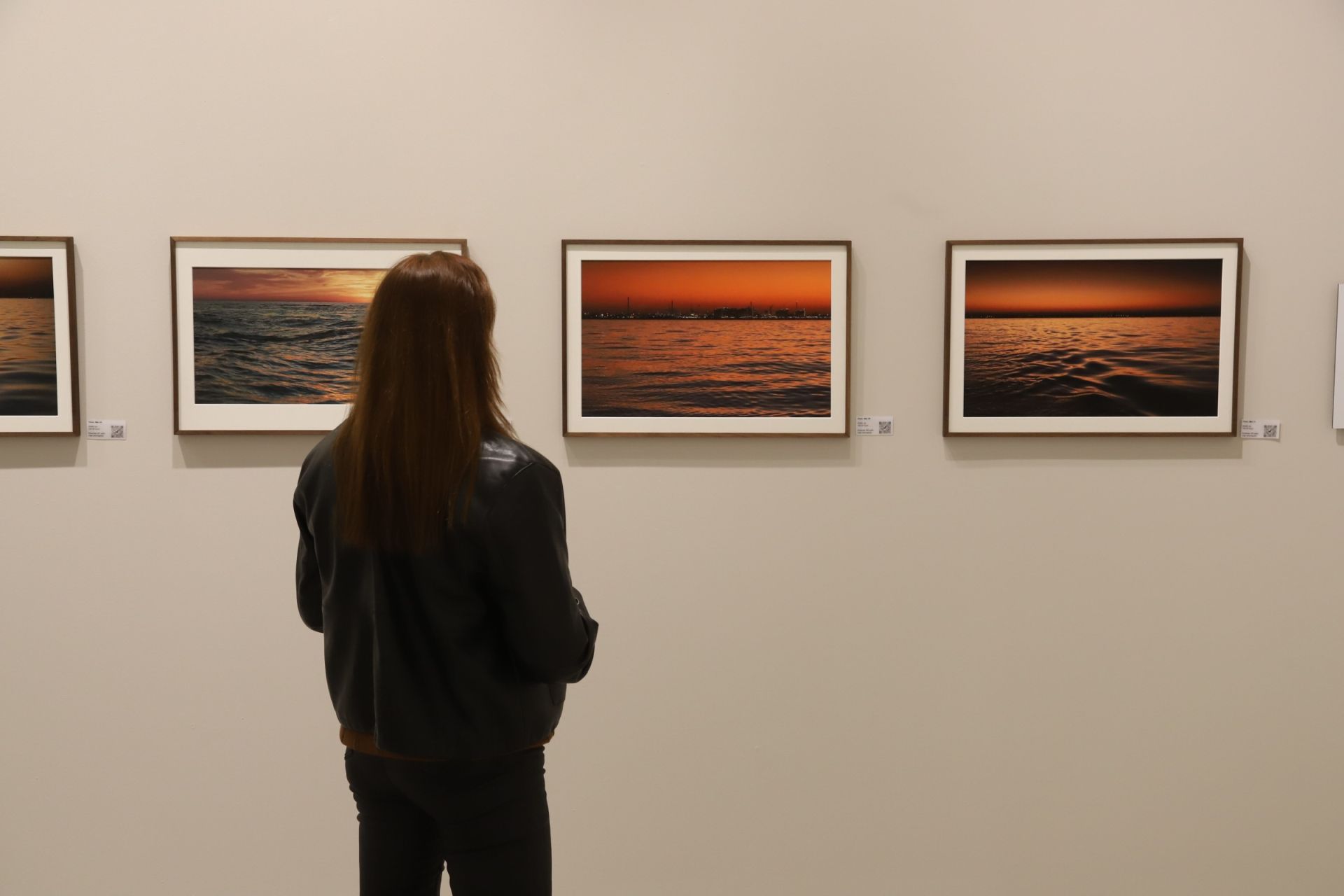 La exposición de fotografía de Rafael E. Cárdenas en la fundación Caja Rural del Sur de Córdoba, en imágenes