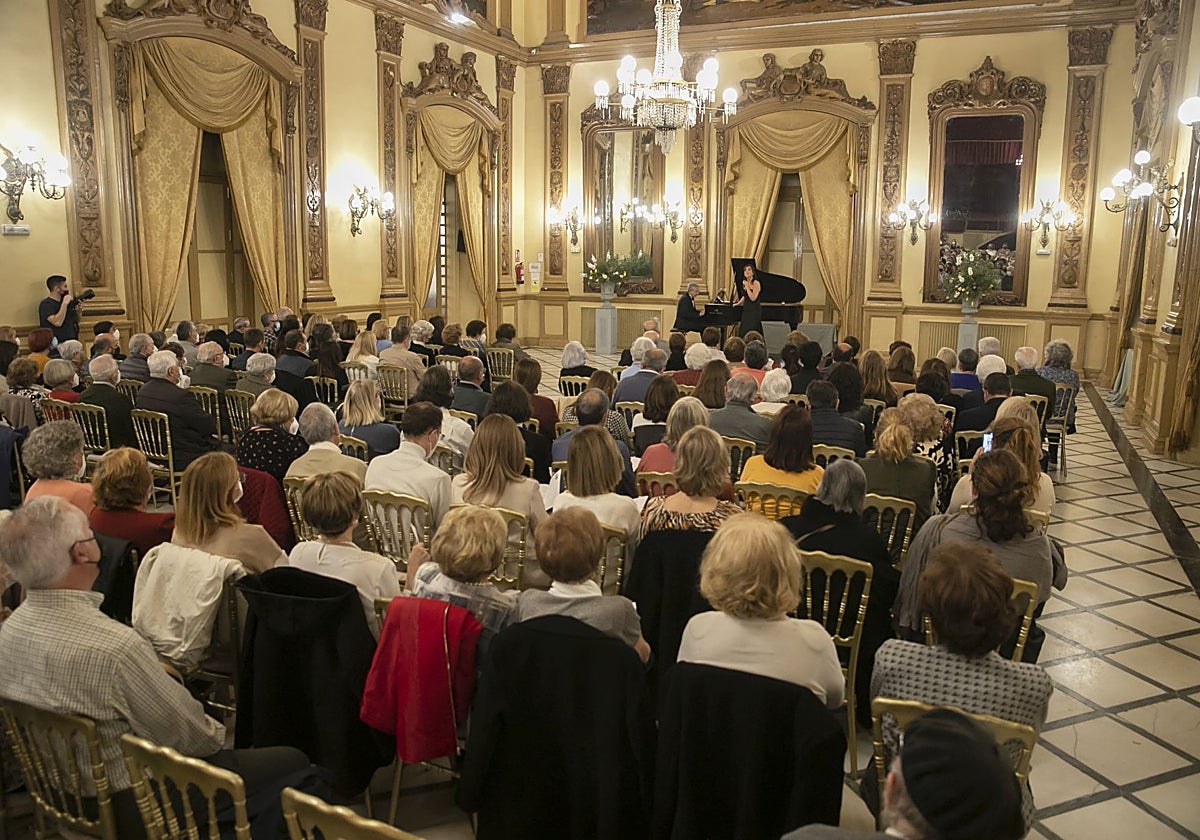 Concierto en el Salón Liceo del Real Círculo de la Amistad