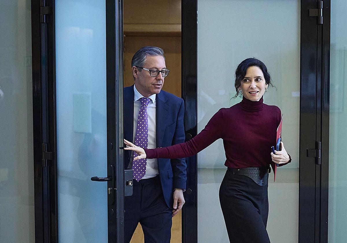 El PP de Ayuso, en el aniversario de la muerte de Franco: «Los 50 años que  conocemos hoy son los que piden a Koldo, Ábalos y Aldama»