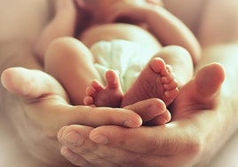 Estos son los nombres de niño y niña más puestos para los nacidos en Cataluña en 2024, según el INE