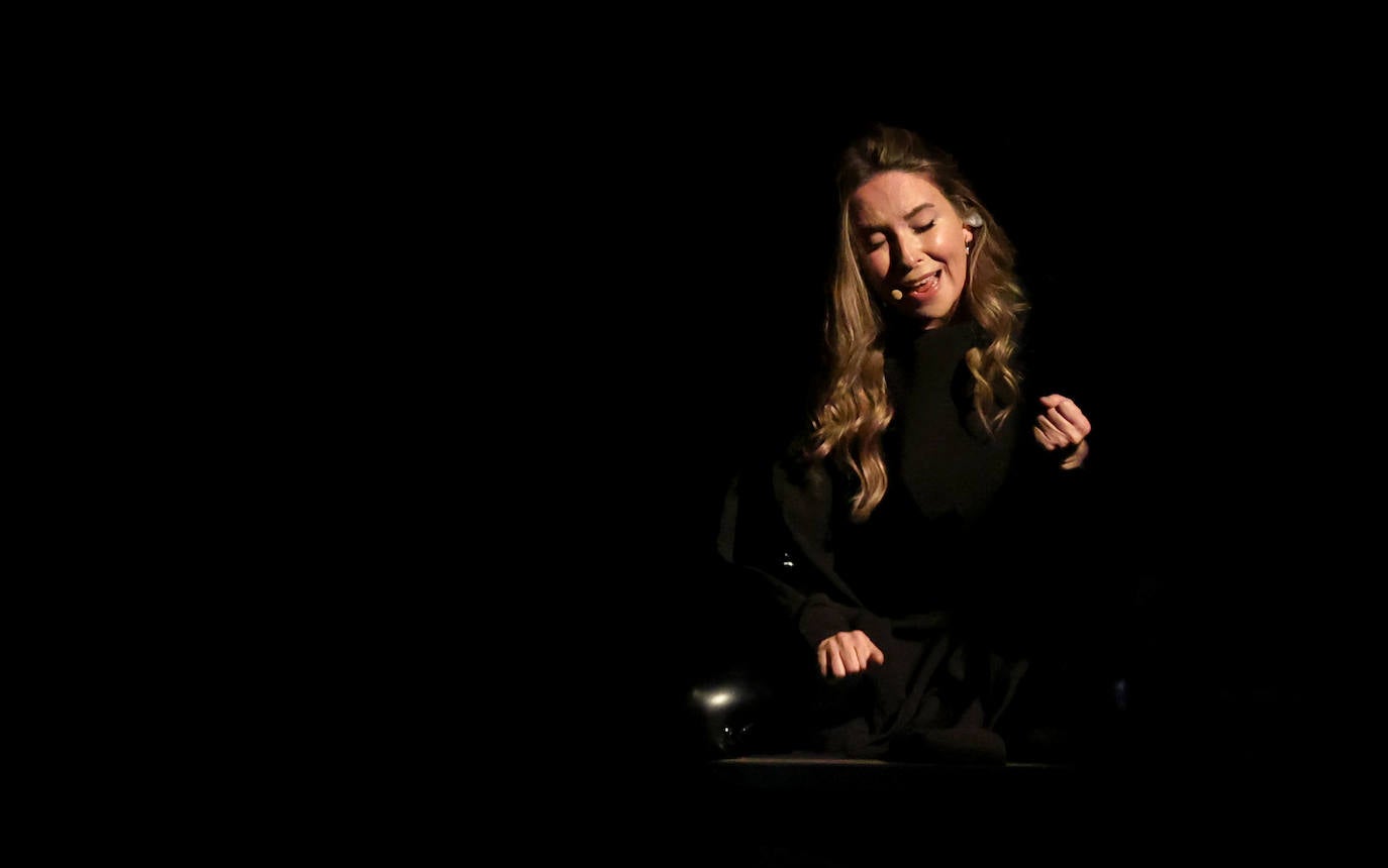 La brillante actuación de Rocío Márquez en Córdoba, en imágenes