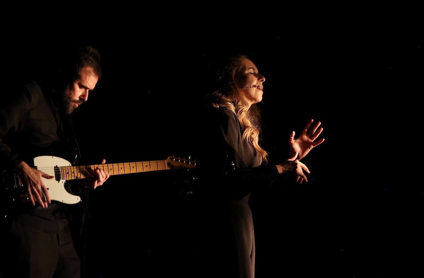 La brillante actuación de Rocío Márquez en Córdoba, en imágenes